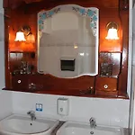 Otel Santini